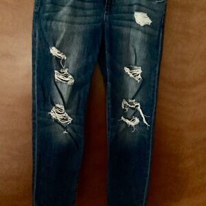 Joe’s Jeans The Billie Ankle Boyfriend Slim Women’s Size 28 Blue Crop Destroyed